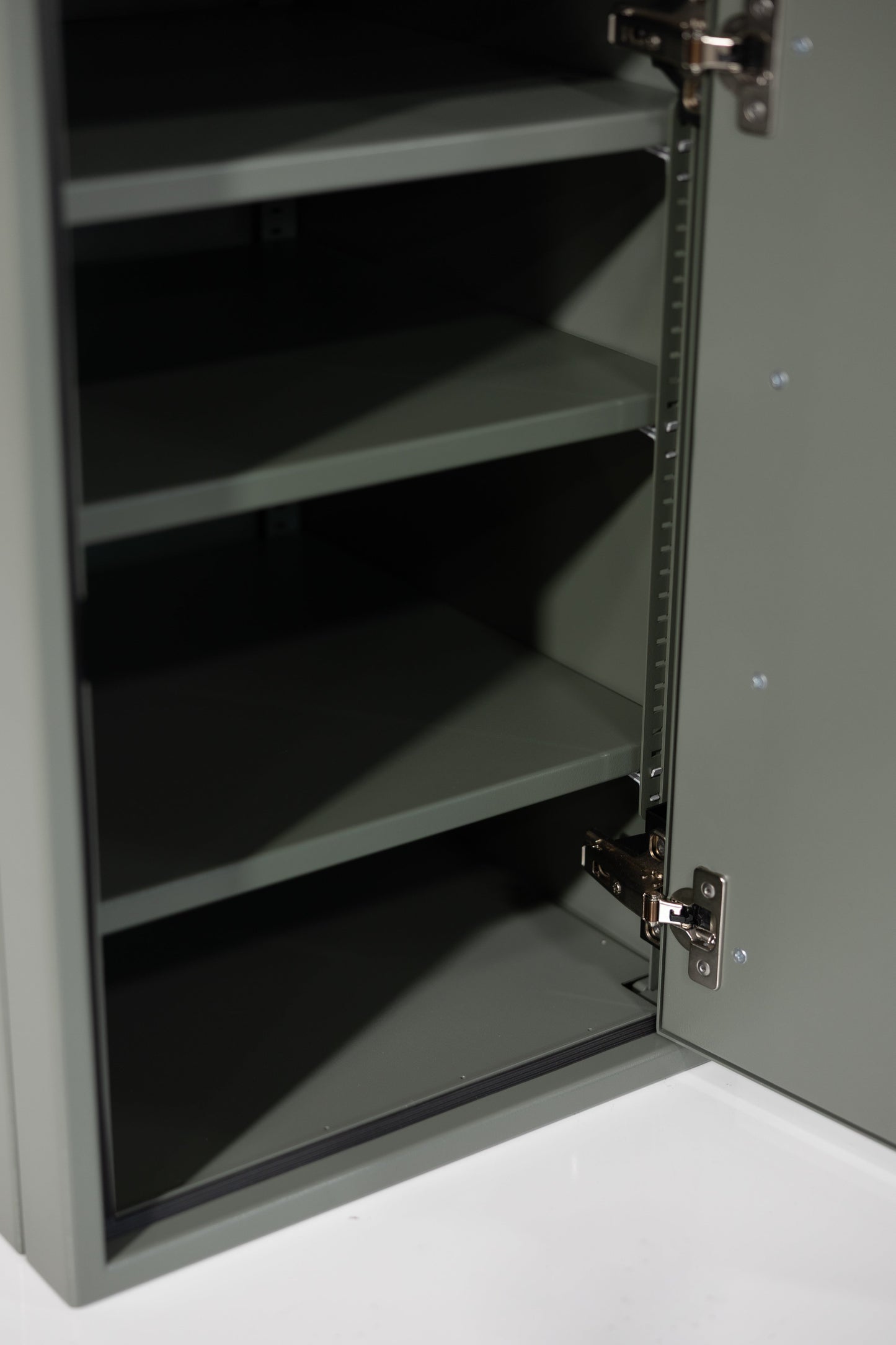 16" One Door Ekko Cabinet - 16"x18"x25" - Right of Microwave